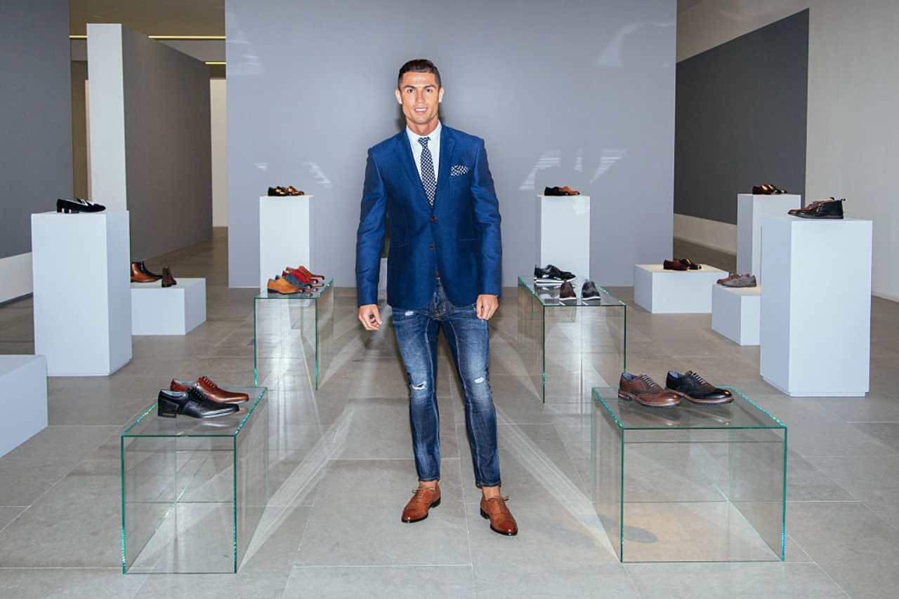 Cristiano Ronaldo: nuovo look pre-natalizio su Instagram