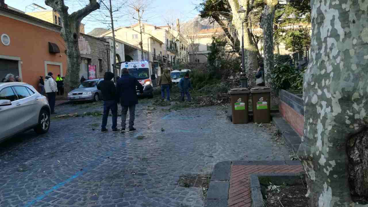 Allerta meteo: la prima vittima, a Cava de' Tirreni