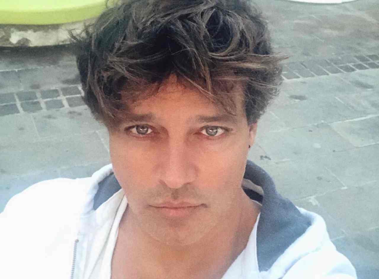 Gabriel Garko (fonte da Instagram @gabrielgarko_official)