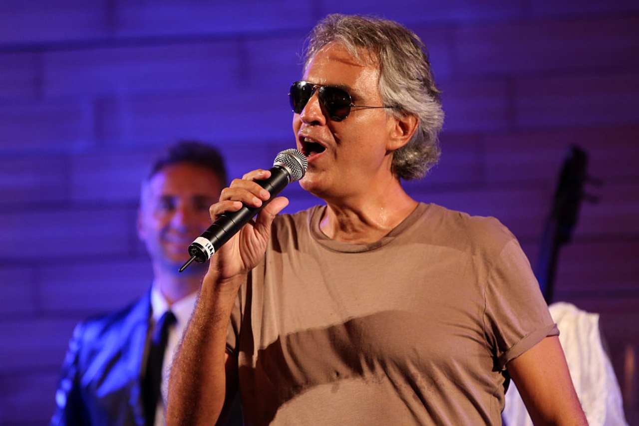 Andrea Bocelli positivo al Covid. Ora è guarito e dona il sangue