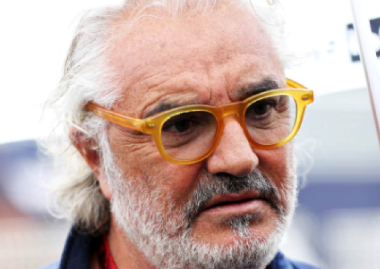 Flavio Briatore ricoverato per Covid, il web non è gentile con lui