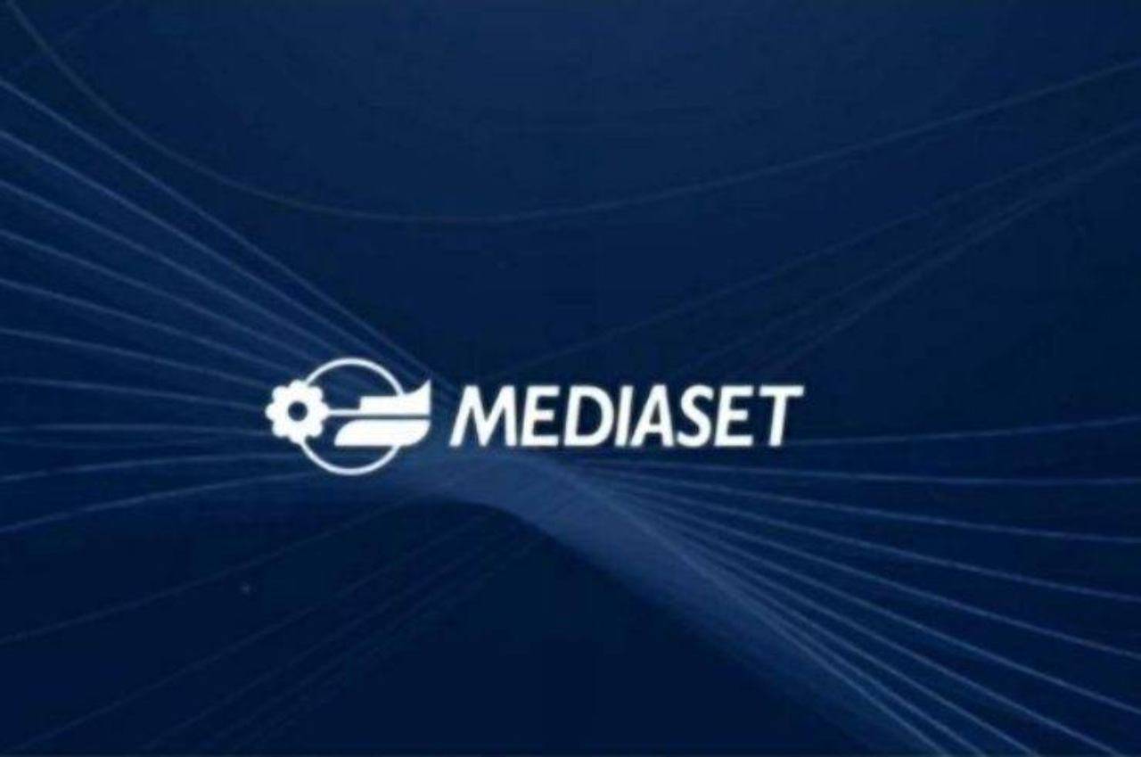 Mediaset cambia tutto, la decisione sul programma amatissimo