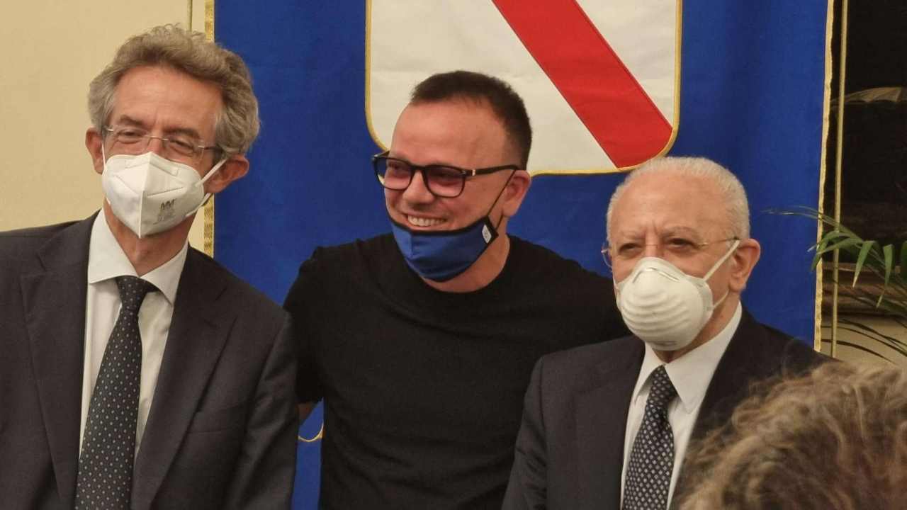 Gaetano Manfredi, Gigi D'Alessio, Vincenzo De Luca